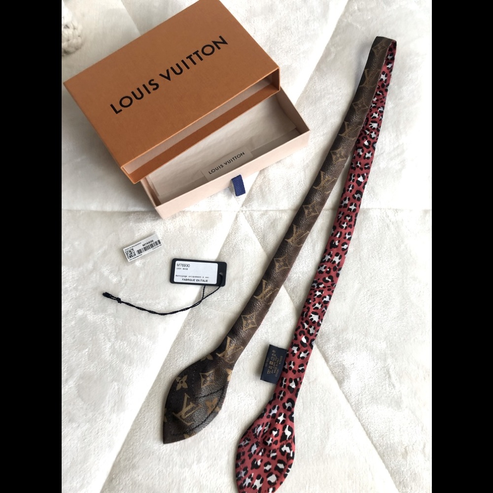 Authentic Louis Vuitton Leopard Bandeau 3D